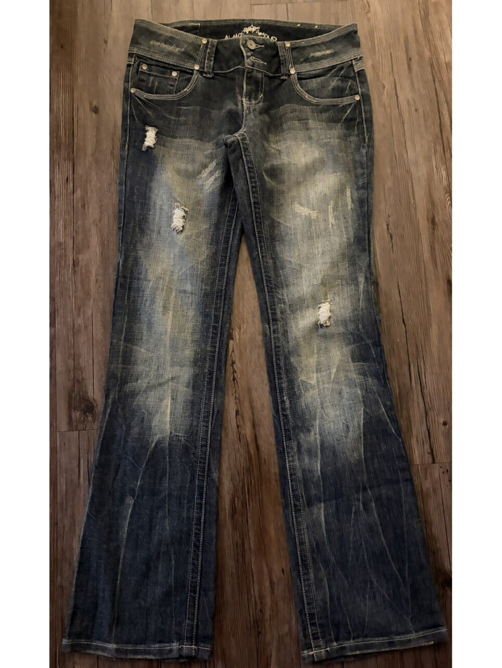 Almost Famous Y2K Flare Jeans Sz 7 Dark Low Rise Distressed